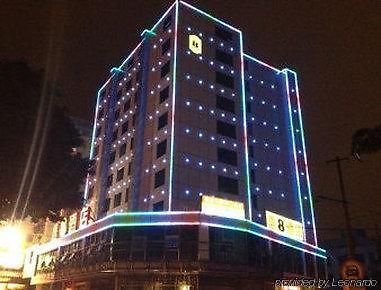 Super 8 Hotel Fuzhou Railway Station West Bagian luar foto